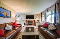 6154 130B STREET - thumbnail 3