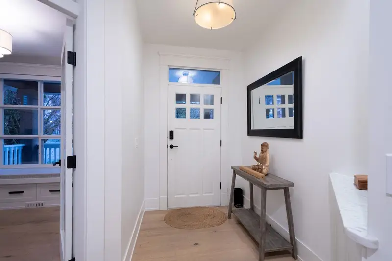 75 HOLLY DRIVE - photo 3 of 25