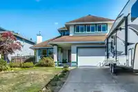 5734 184B STREET - thumbnail 5