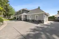 16248 59 AVENUE - thumbnail 2