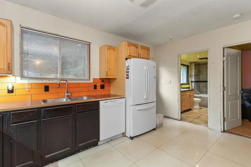 26814 DEWDNEY TRUNK ROAD - photo 4 of 25