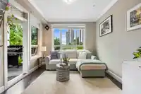 228 13897 FRASER HIGHWAY - thumbnail 1