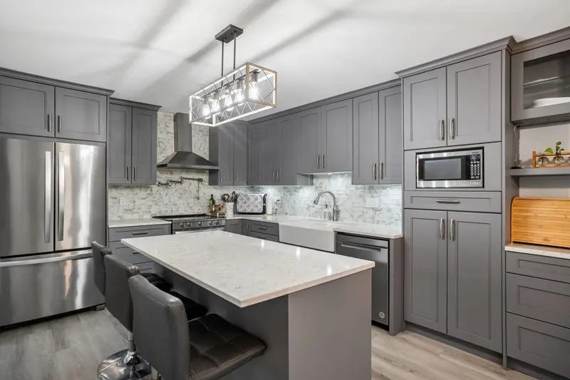 2 4740 221 STREET - photo 4 of 25