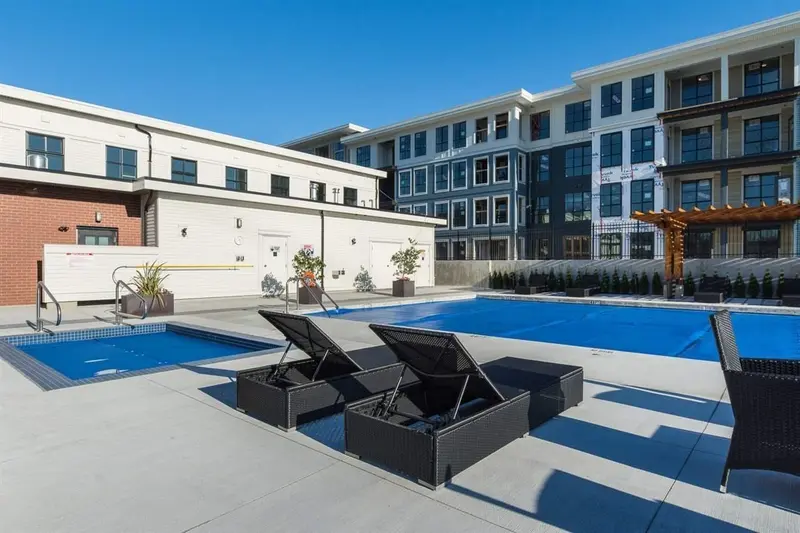 216 3323 151 STREET - photo 2 of 2