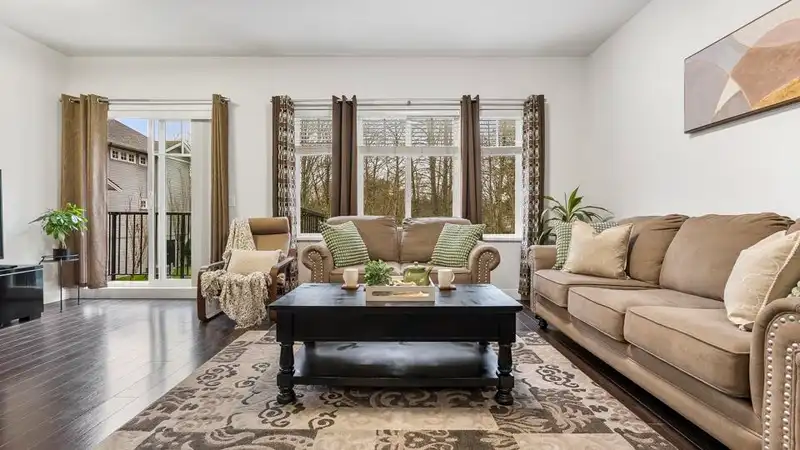 33 13864 HYLAND ROAD - photo 1 of 35