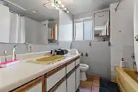 8864 URSUS CRESCENT - thumbnail 23