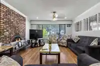 8864 URSUS CRESCENT - thumbnail 4