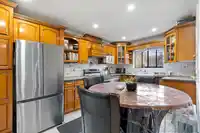 8864 URSUS CRESCENT - thumbnail 9