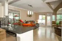 410 7435 121A STREET - thumbnail 4