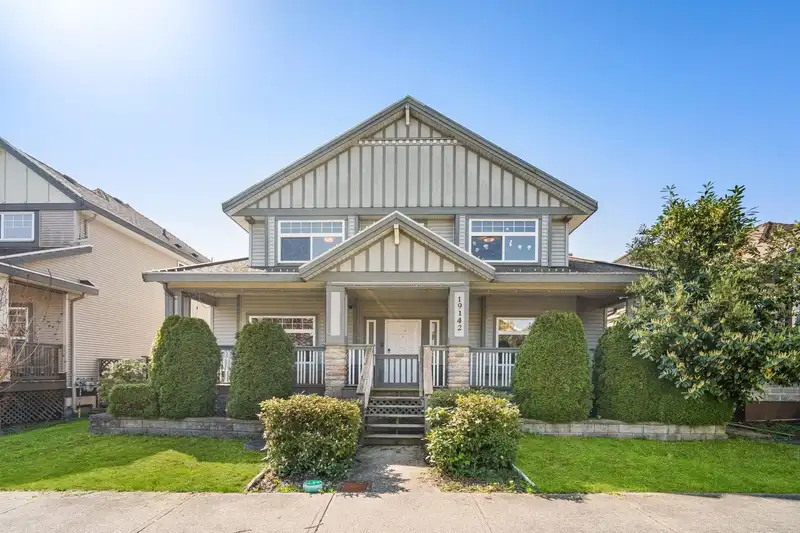 19142 69A AVENUE - photo 1 of 39