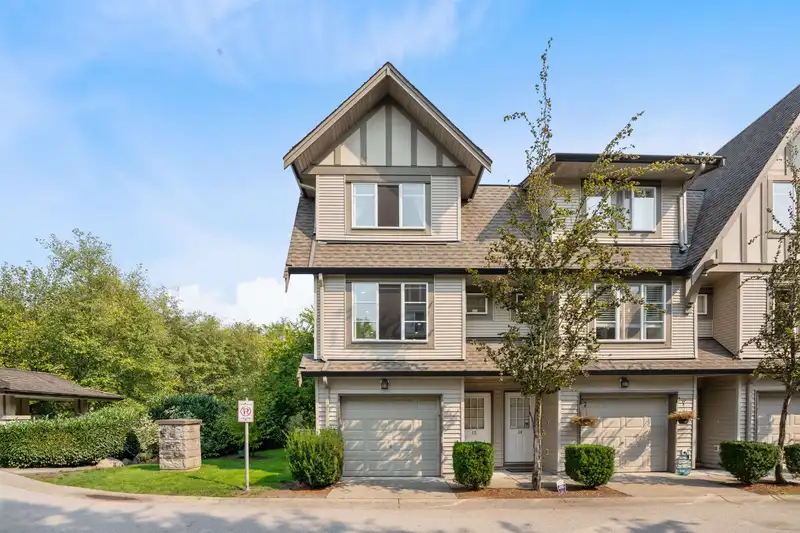 15 15175 62A AVENUE - photo 1 of 40
