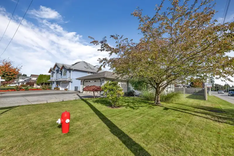 6004 170 STREET - photo 2 of 30