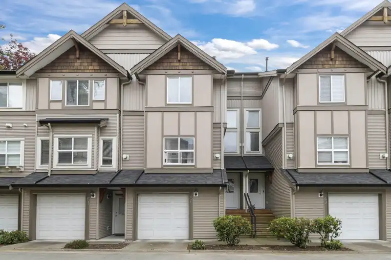 50 12677 63 AVENUE - photo 1 of 28