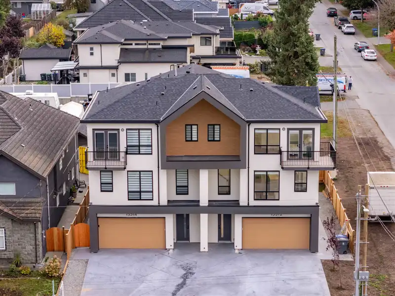 13312 62 AVENUE - photo 4 of 25