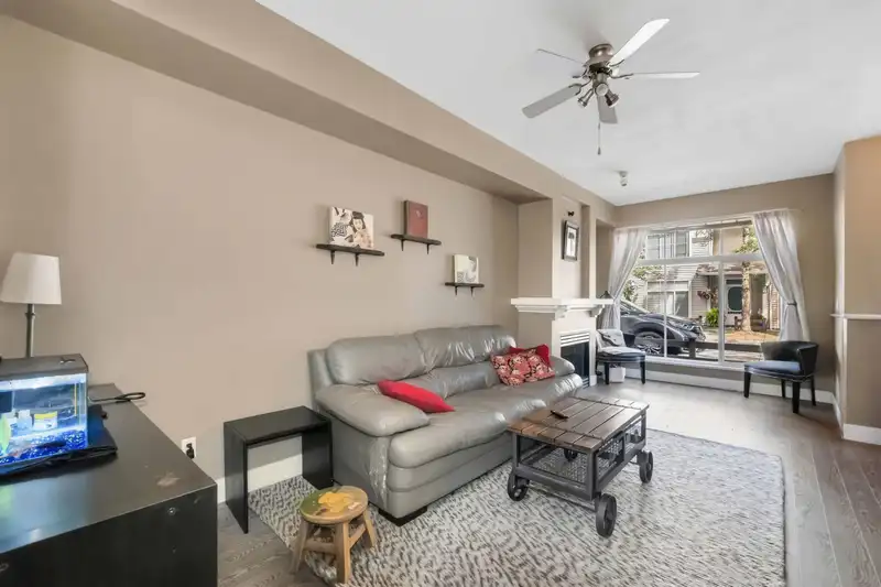 52 6465 184A STREET - photo 4 of 28