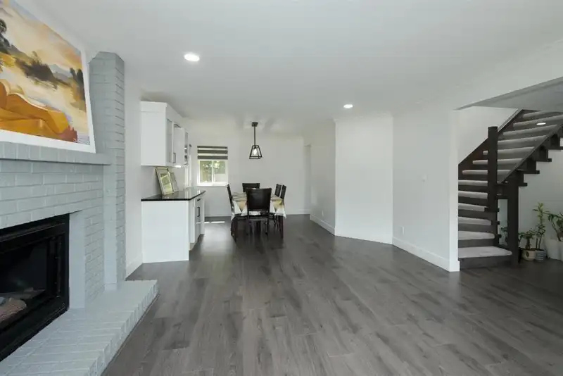6049 133A STREET - photo 3 of 35