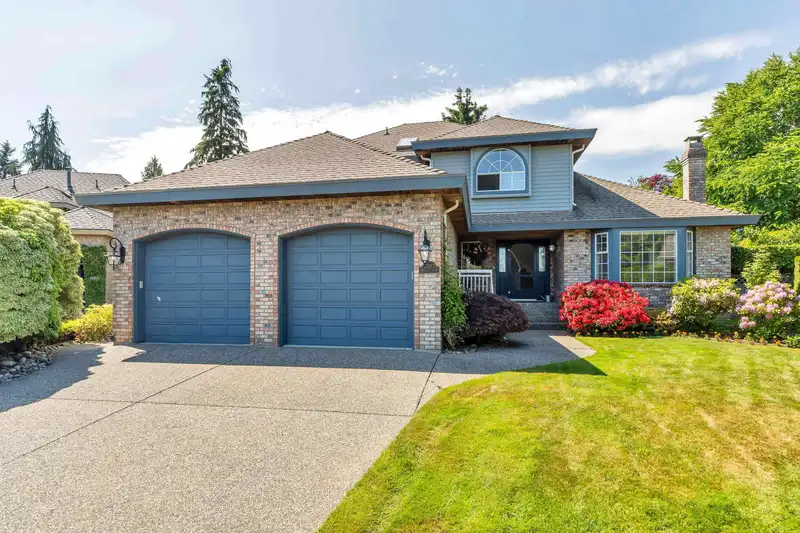 10573 WOODGLEN CLOSE - photo 3 of 25