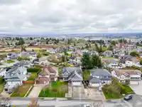 5682 186A STREET - thumbnail 29