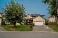 8662 141B STREET - thumbnail 3