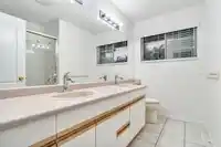 8662 141B STREET - thumbnail 25