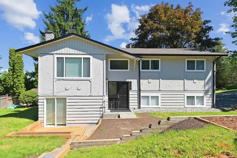 13487 112A AVENUE - photo 1 of 33