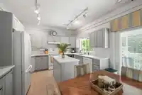 6027 192 STREET - thumbnail 7