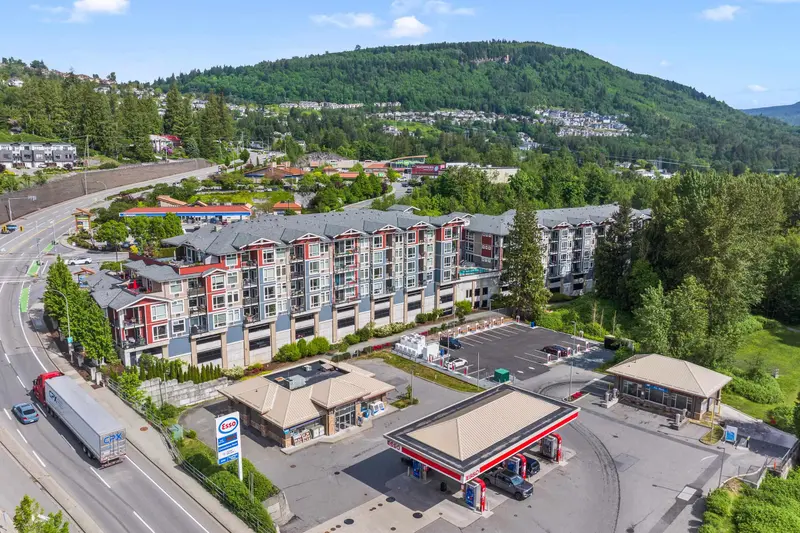 404 2238 WHATCOM ROAD - photo 3 of 25