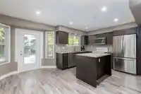 9435 149A STREET - thumbnail 25