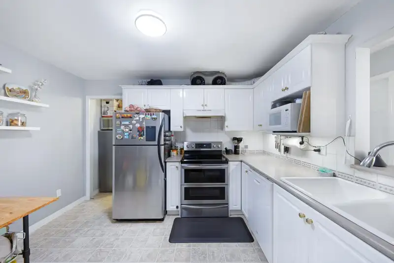 215 12125 75A AVENUE - photo 1 of 30