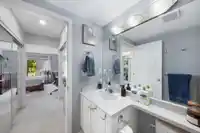 215 12125 75A AVENUE - thumbnail 10