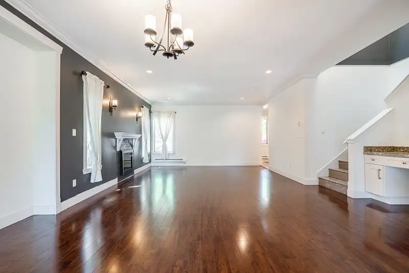 27 15168 66A AVENUE - photo 4 of 35