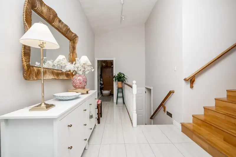 5846 180 STREET - photo 3 of 25