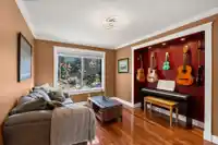 7882 163 STREET - thumbnail 2