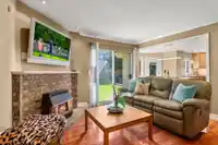 7882 163 STREET - thumbnail 5