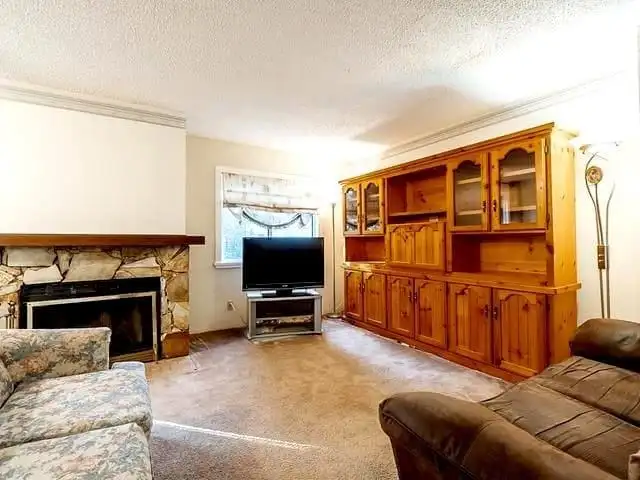 203 13275 70B AVENUE - photo 3 of 30