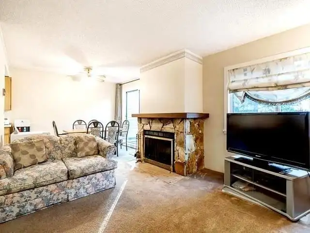 203 13275 70B AVENUE - photo 4 of 30