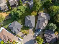 10121 157A STREET - thumbnail 39