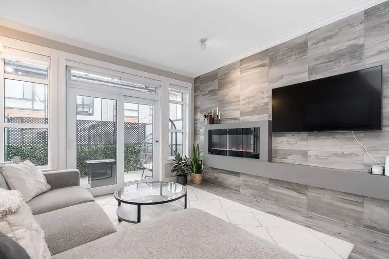 11 16488 64 AVENUE - photo 4 of 17