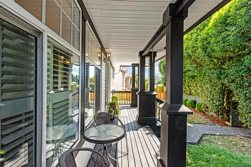 6556 184 STREET - photo 4 of 39