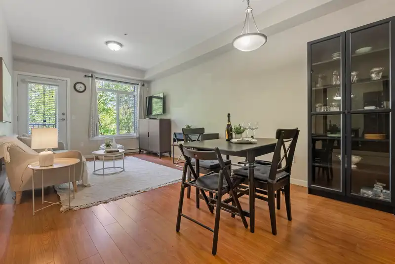 305 13277 108 AVENUE - photo 1 of 20