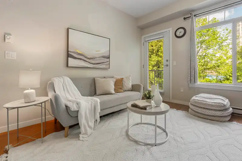 305 13277 108 AVENUE - photo 4 of 20