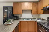 305 13277 108 AVENUE - thumbnail 8