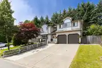 8237 167A STREET - thumbnail 1