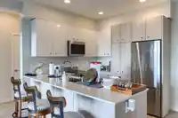 301 10838 WHALLEY BOULEVARD - thumbnail 16