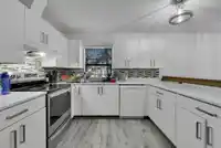 203 7064 133B STREET - thumbnail 11
