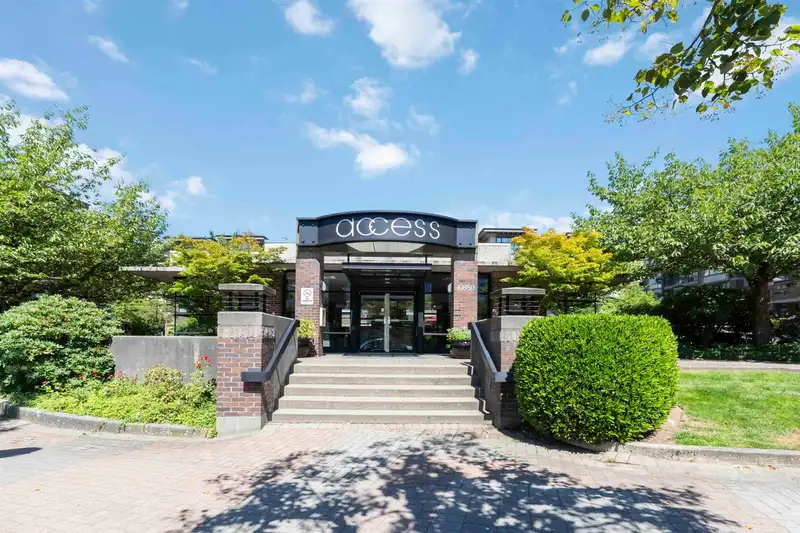 338 10838 CITY PARKWAY - photo 1 of 40
