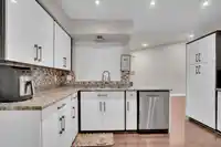 14305 68B AVENUE - thumbnail 5