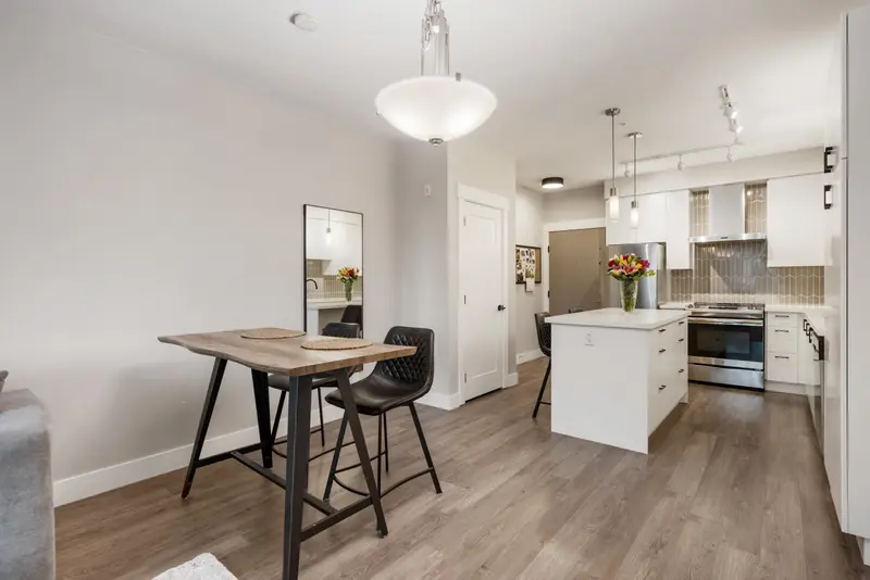 B308 20838 78B AVENUE - photo 4 of 23