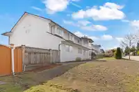15852 100 AVENUE - thumbnail 2
