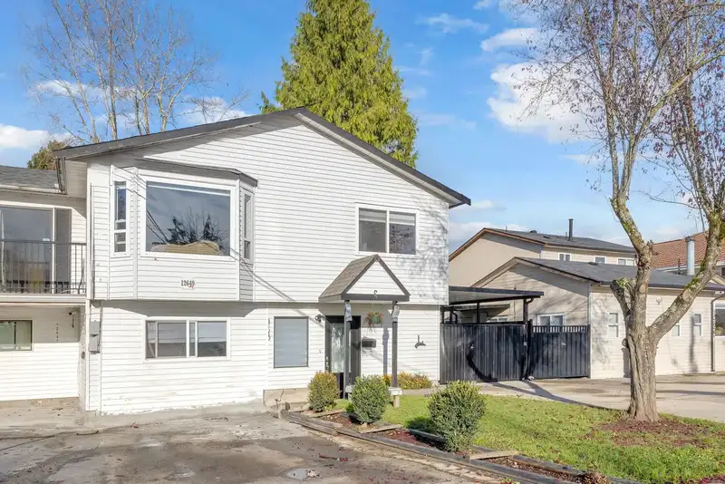 12649 93 AVENUE - photo 3 of 30
